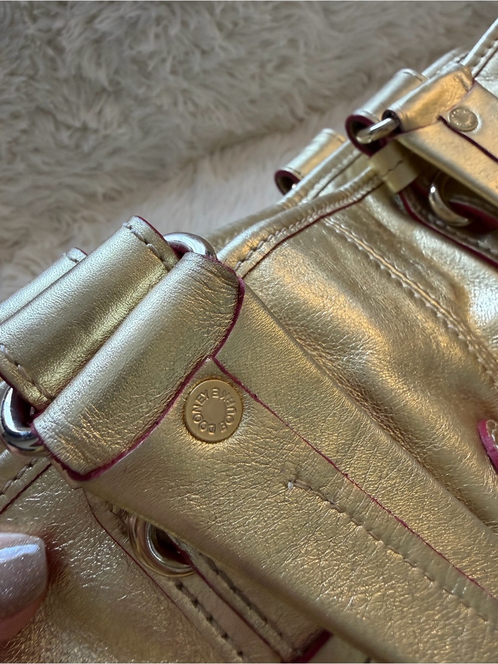 Dooney & Bourke Rare Metallic Gold Leather w/ Drawstring Shoulder Bag - Picture 13 of 15